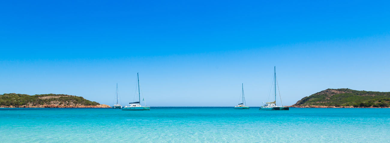 Korsika sailing paradise with turquoise waters