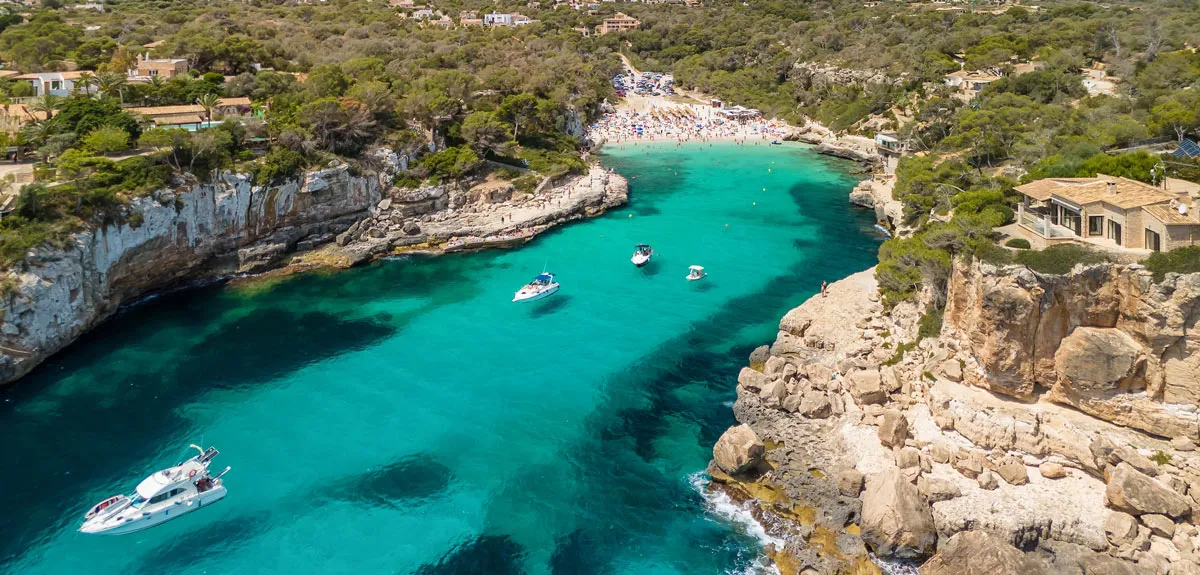Cala Llombards - windgeschützte Bucht auf Mallorca